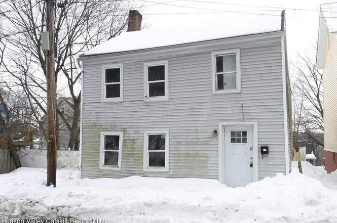 104 W Pierpont St