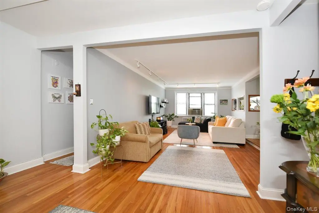 143-50 Hoover Ave #503