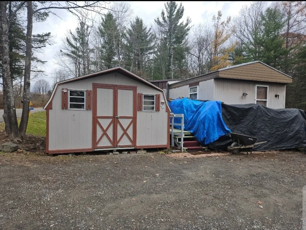 798 Gage Rd