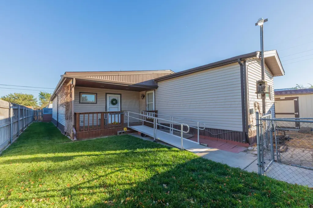 2117 Eagle Ln