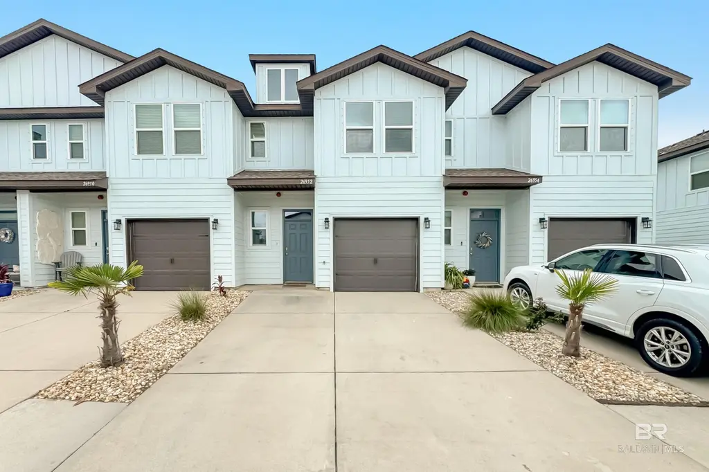 26952 Spyglass Dr