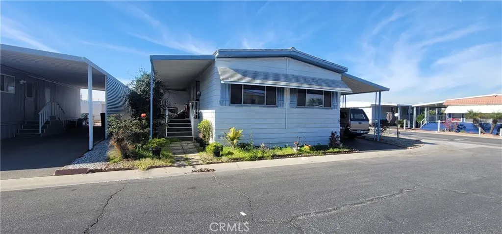 1065 Lomita Blvd #13