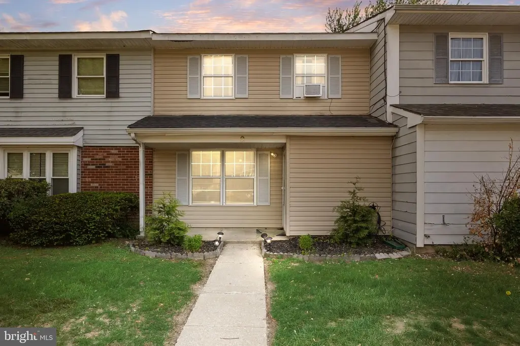 2 Vernon Ct