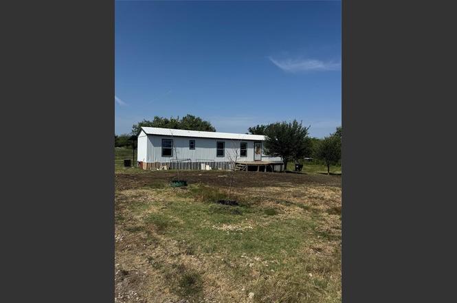 317 Private Road 2308 Rd