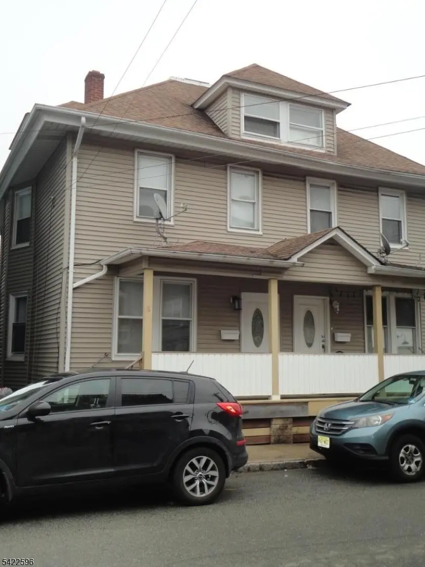 8 N Salem St