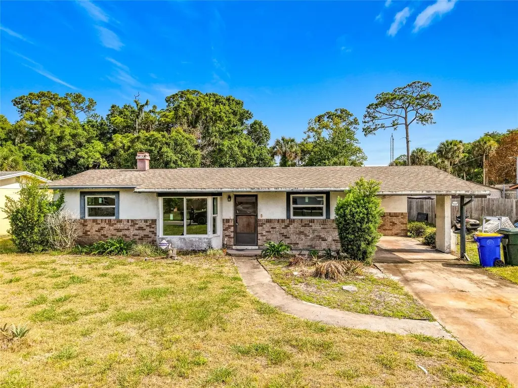 1021 Revilla Ln