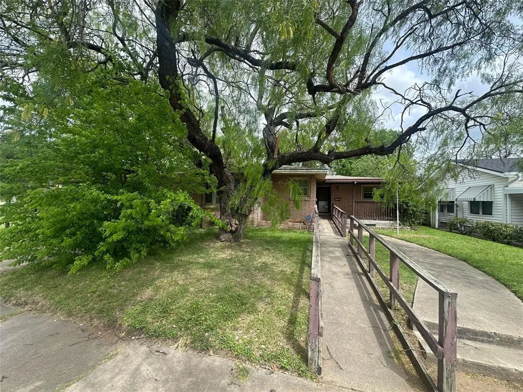 2220 Joey Dr