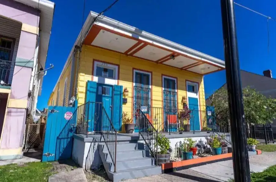 2009-11 Josephine St