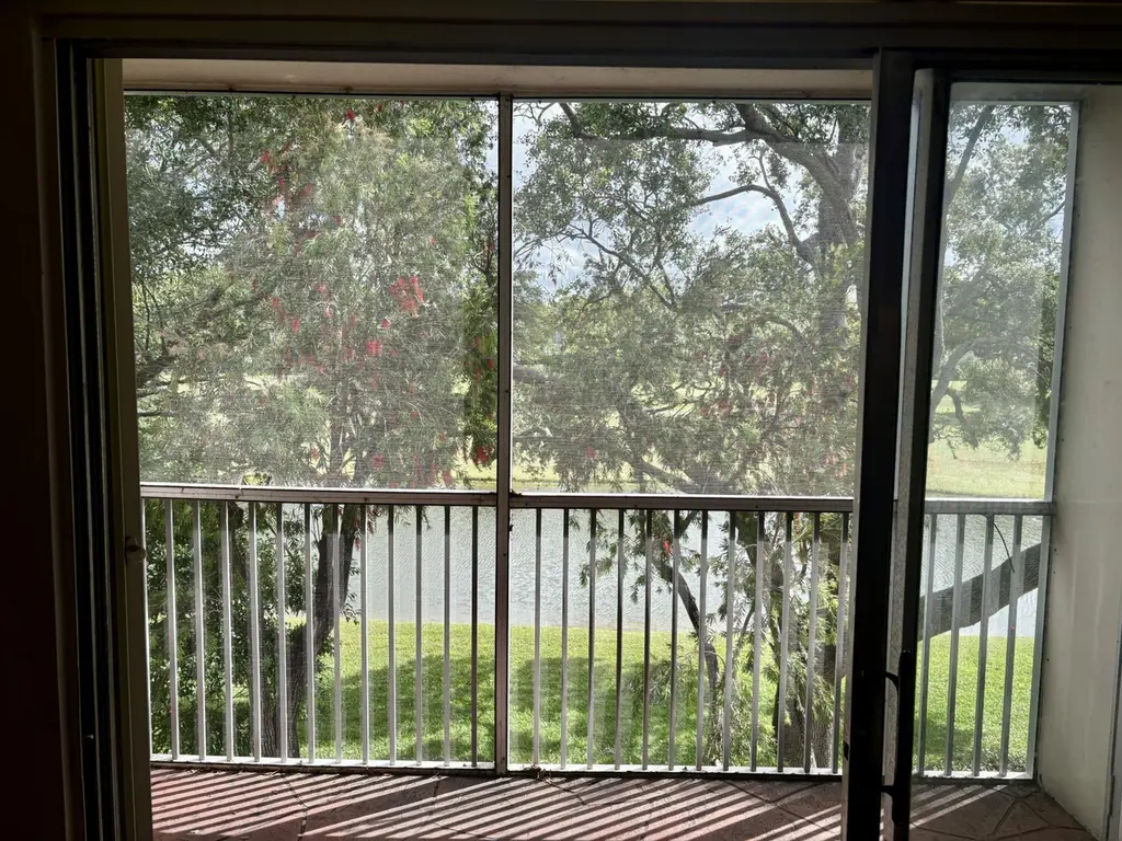 1101 SW 128th Ter Unit 312c