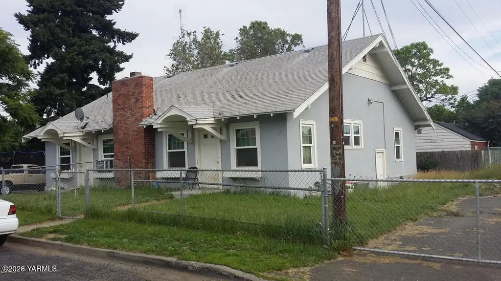 302 W Prasch Ave Unit A & B