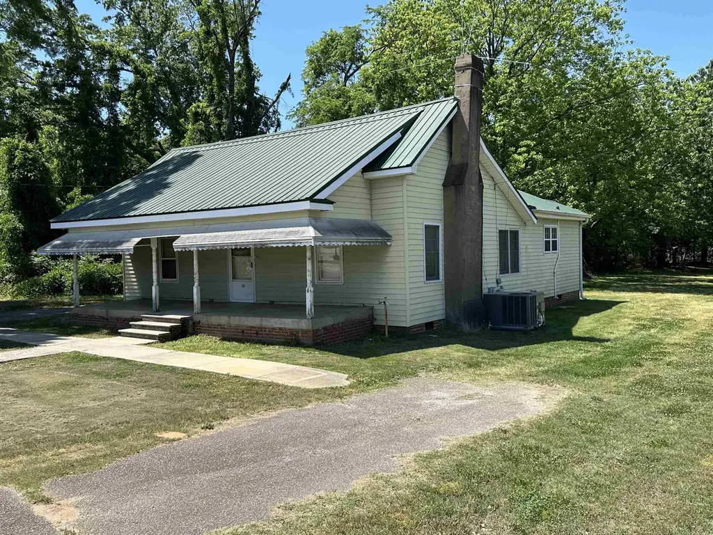 131 Church St