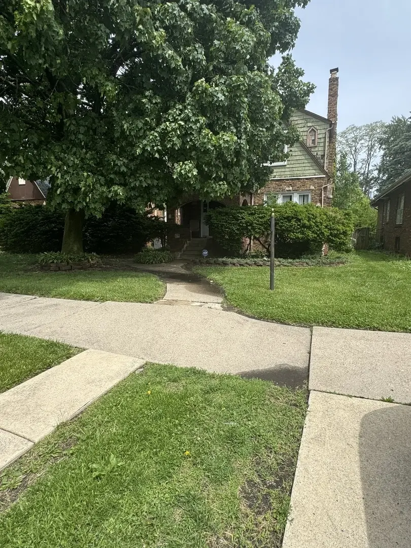 15629 Ashland Ave
