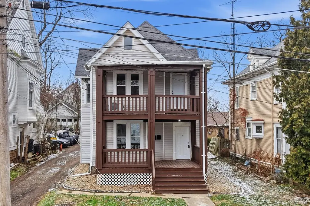 30 Douglas Ave