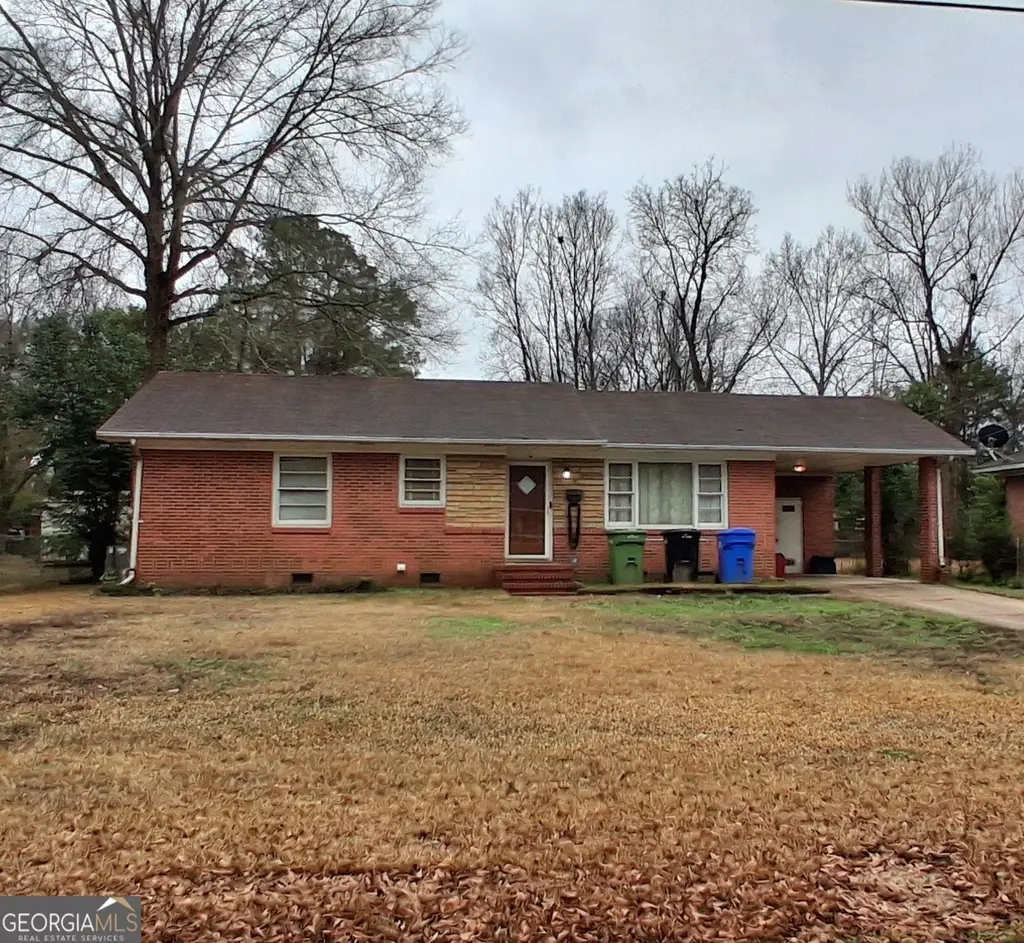 2864 Hawthorne Dr