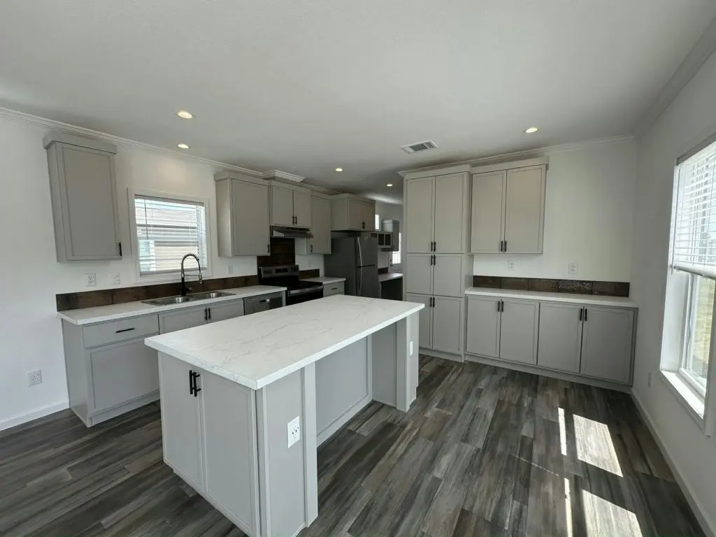 102 Trail Ride Way