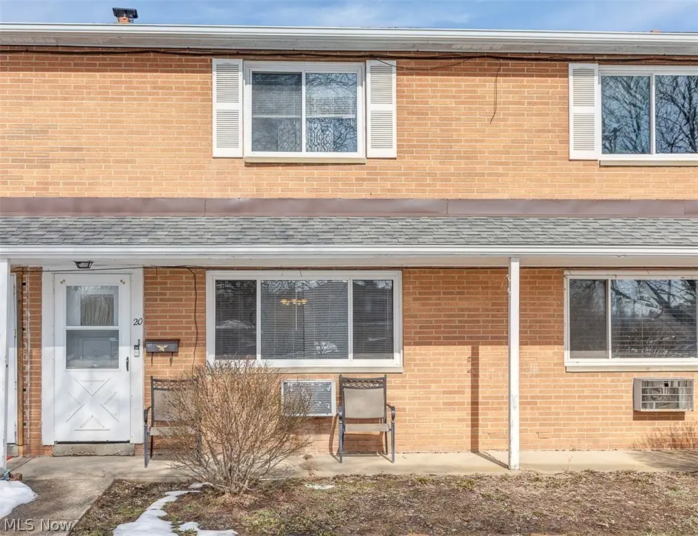 2472 Warren Pkwy #20