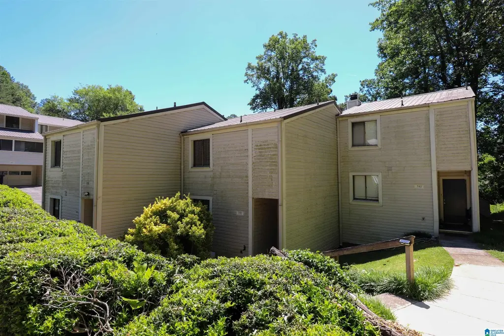 701 Running Brook Rd #701