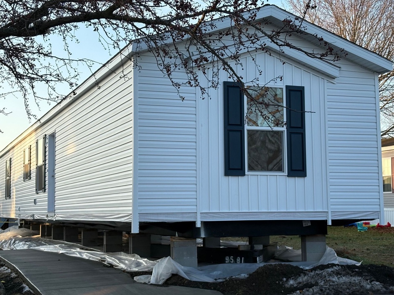 1125 Oakbrook East 165