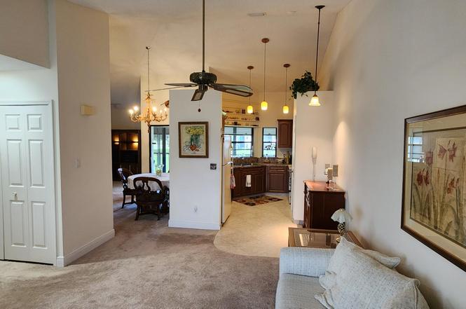 6043 Parkwalk Dr