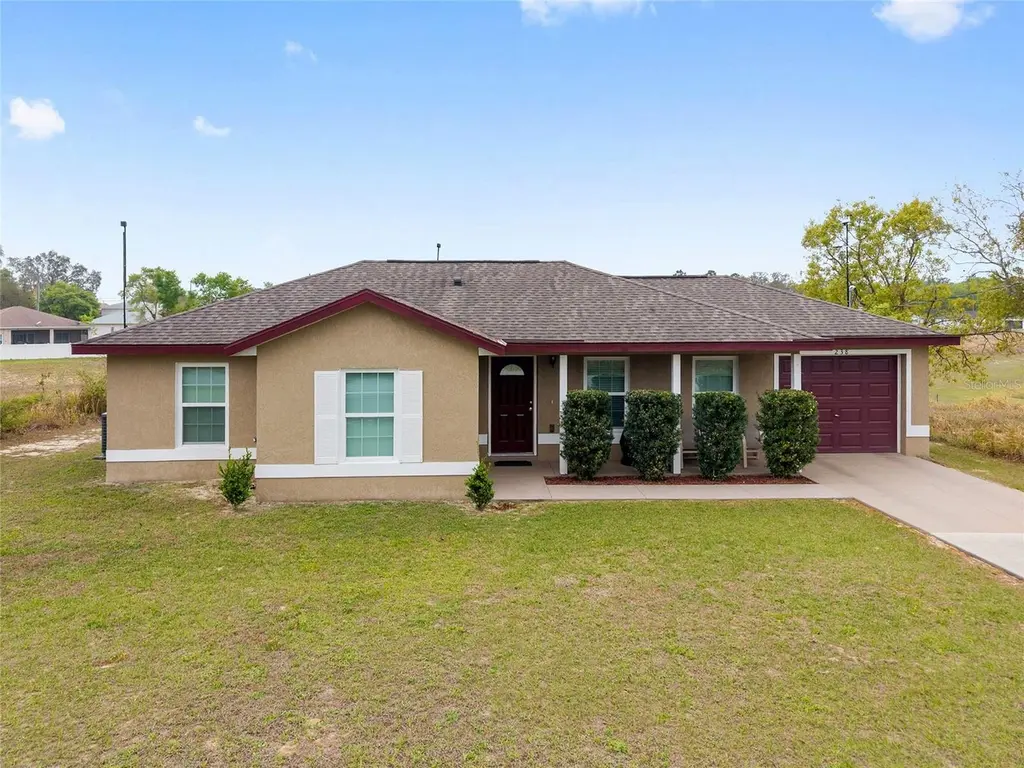 238 Oak Lane Cir