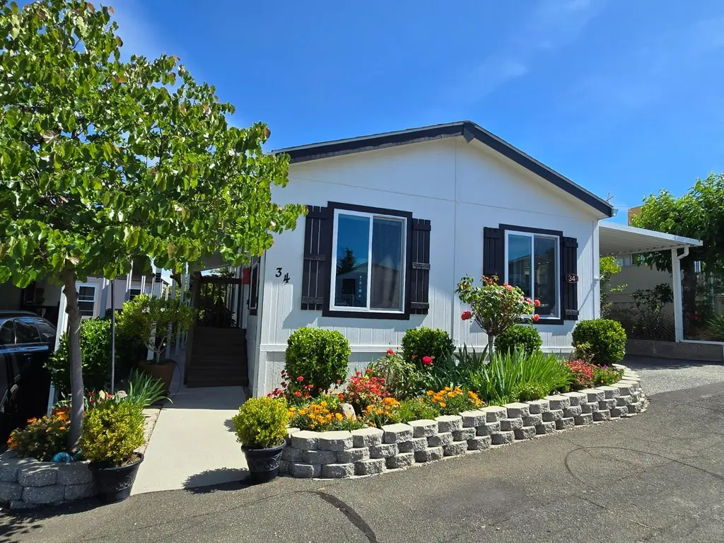 2540 Grass Valley Hwy #34