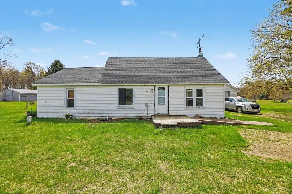 3324 Spencer Rd Rd SE