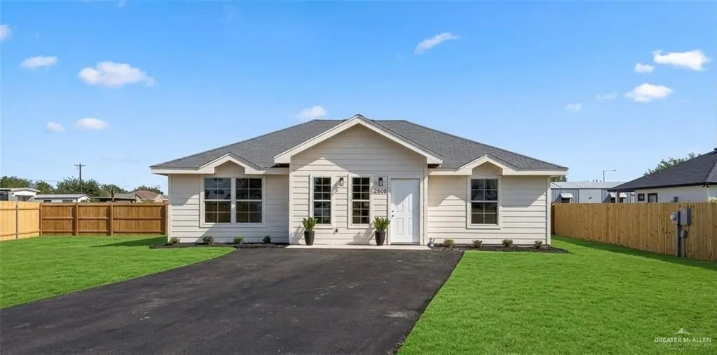 2808 Longhorn Dr