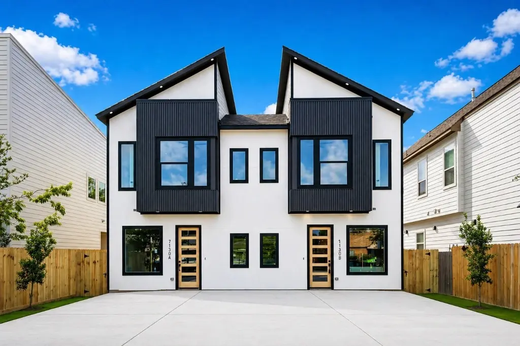 7130 Saint Augustine St Unit A-B