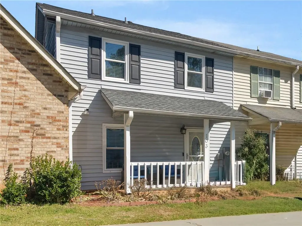 103 Oak Cir