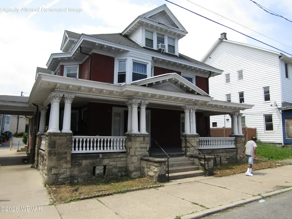 931 Arch St