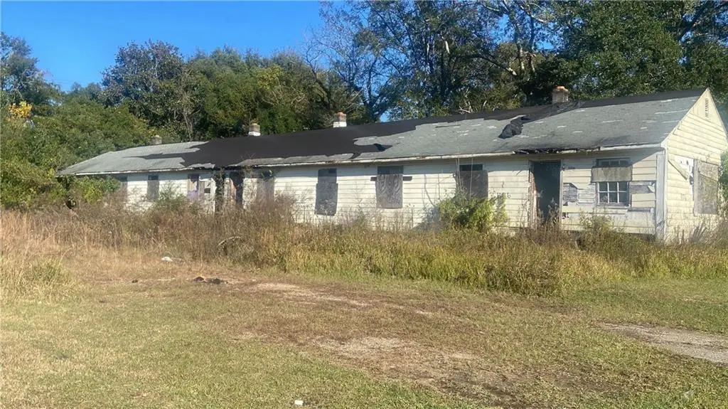 1106 Jackson Ave