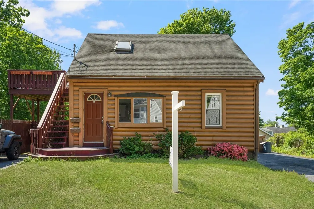 17 Padelford Ave