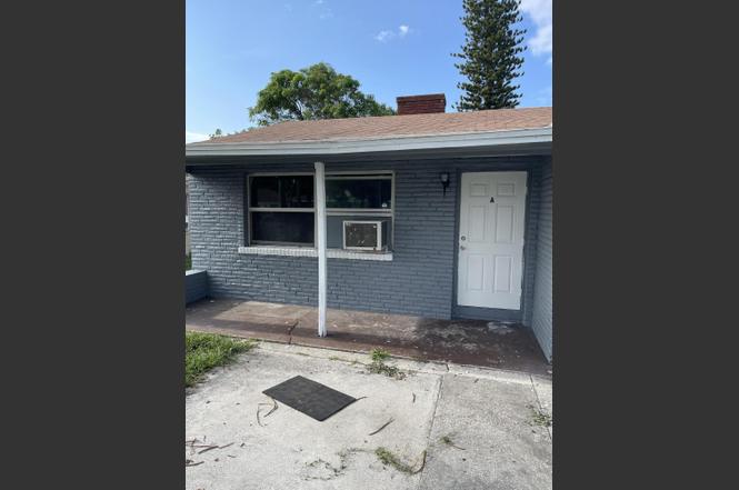 130 W 16th St Unit A
