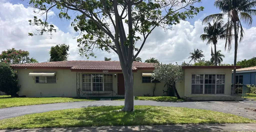 1329 SW 1st Ter