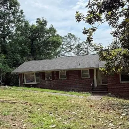 3 Briarcliff Rd SE