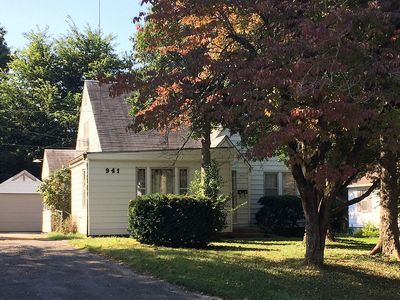 941 W Main St