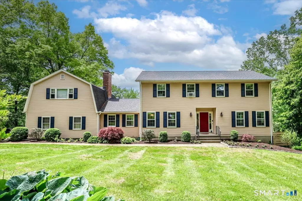12 Saddle Ridge Rd