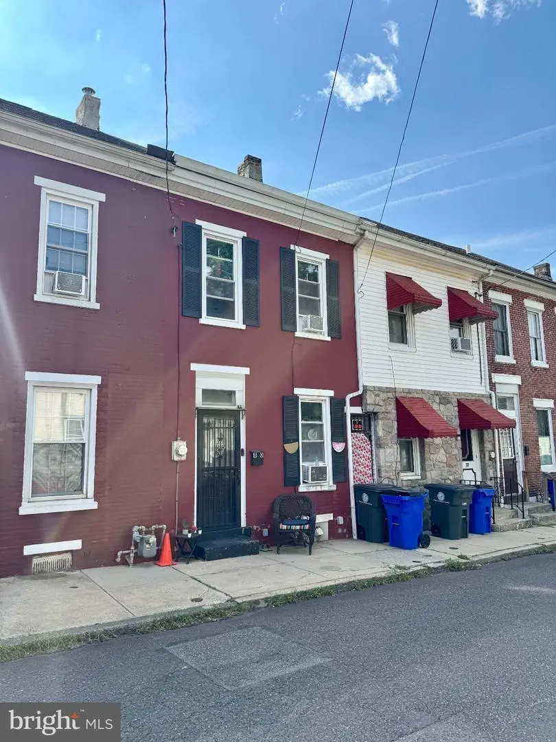 80 N Warren St