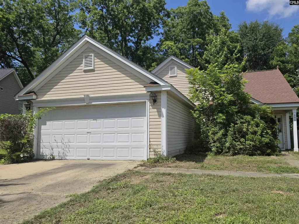 108 Creek Side Ct
