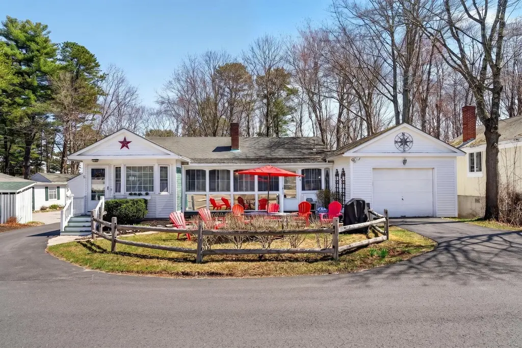 488 Main St #9