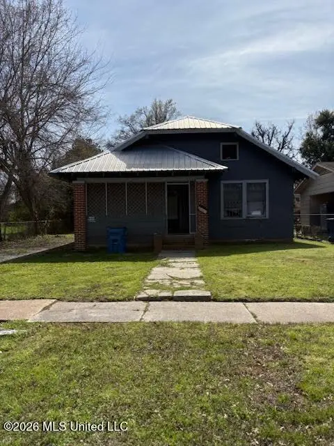 222 Oakhurst Ave
