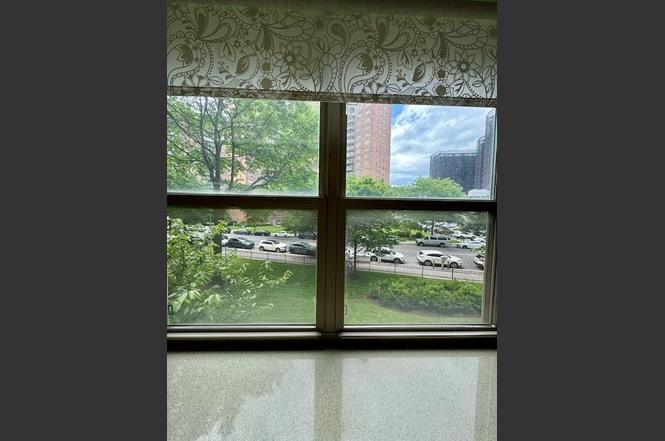 2935 W 5th St Unit 2E