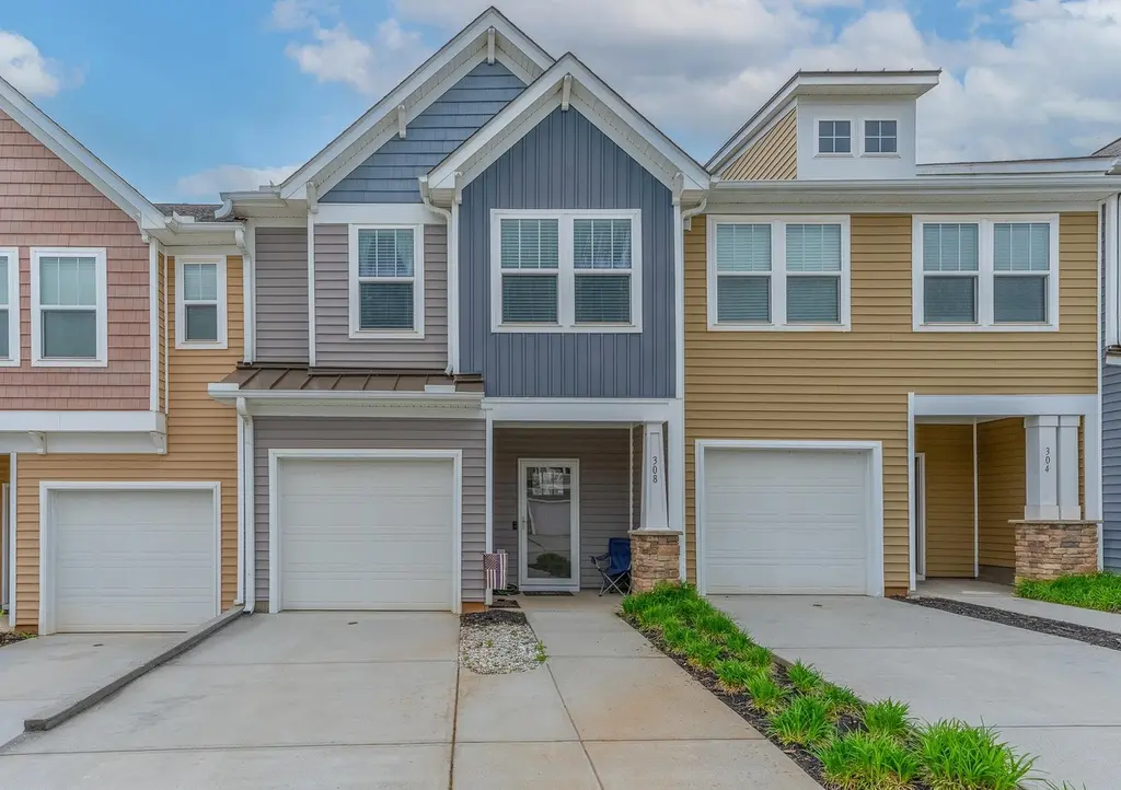 308 Hague Dr