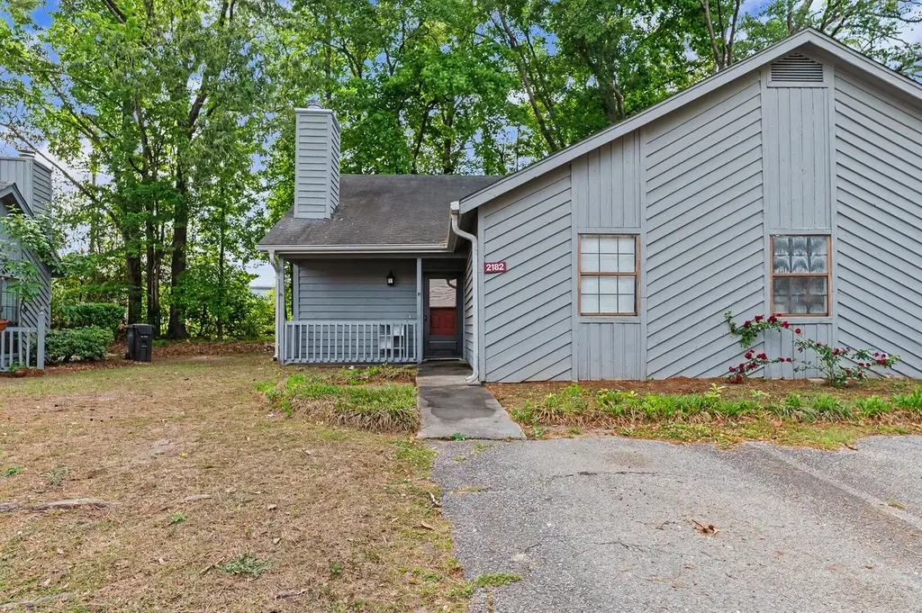 2182 Spoleto Ln