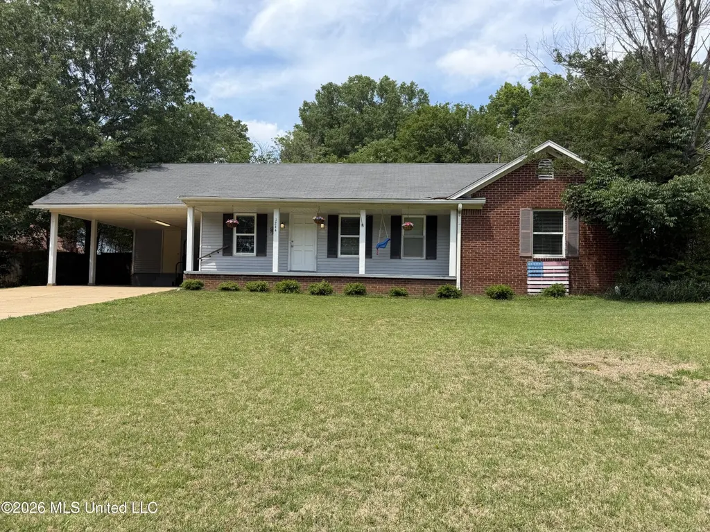 1244 S Cedar Cir