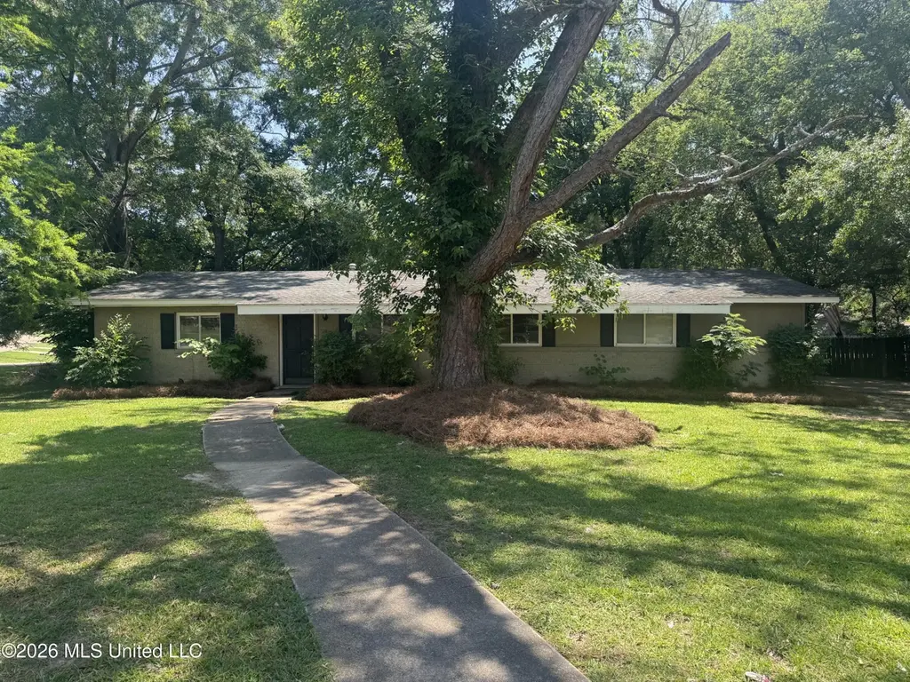 106 Melrose Dr