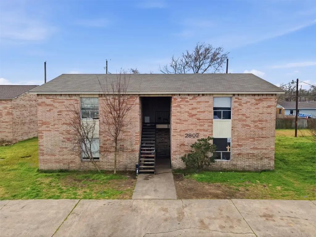 2802 Cypress Bend Cir