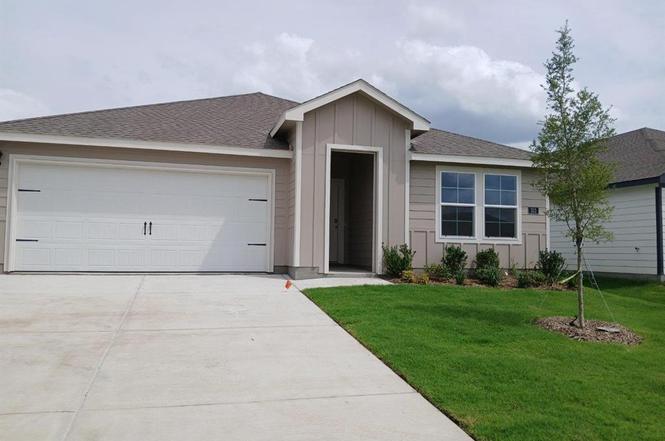 315 Whispering Pine Dr