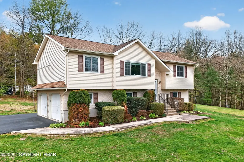 1006 Burger Hollow Rd