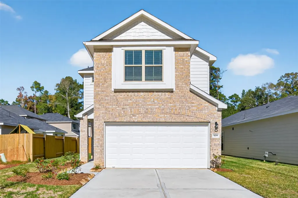 343 Emerald Thicket Ln